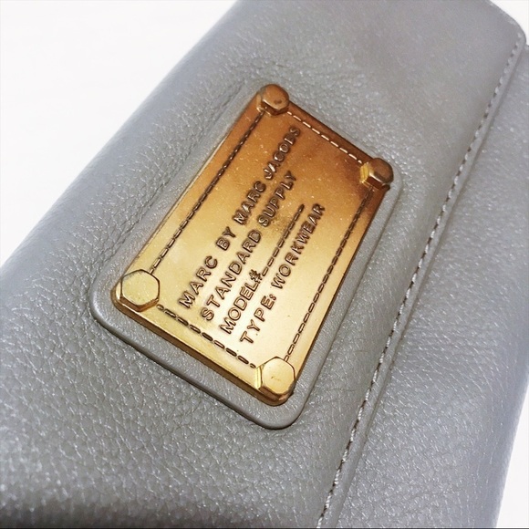 Marc by Marc Jacobs - Grey Wallet - Picture 2 of 6